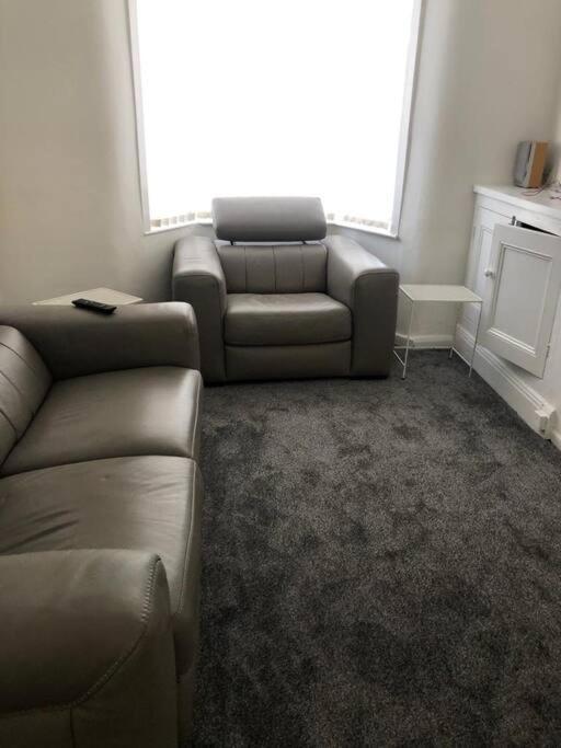 Modern 2 Bed Sleep 5 Close To Anfield Stadium Liverpool Exterior foto