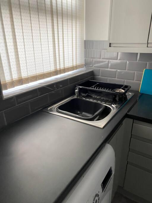 Modern 2 Bed Sleep 5 Close To Anfield Stadium Liverpool Exterior foto